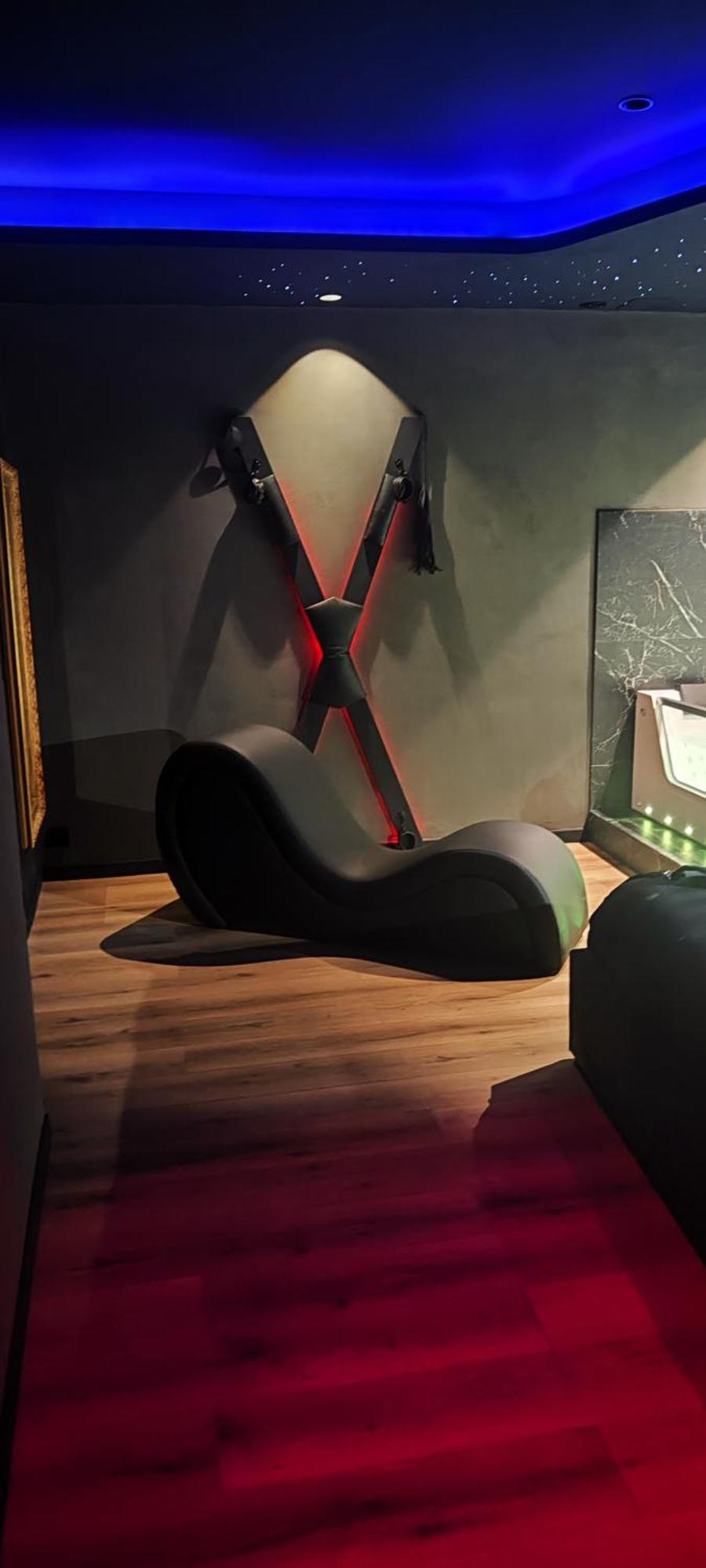 Loft, Studio And Love Rooms Bourg-Saint-Christophe Bagian luar foto