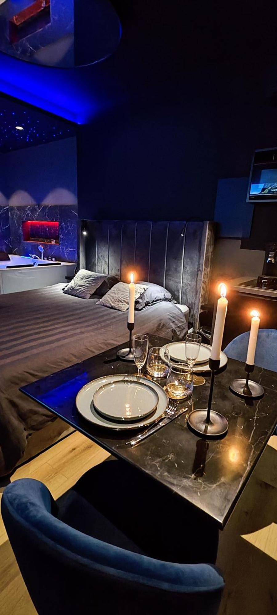 Loft, Studio And Love Rooms Bourg-Saint-Christophe Ruang foto